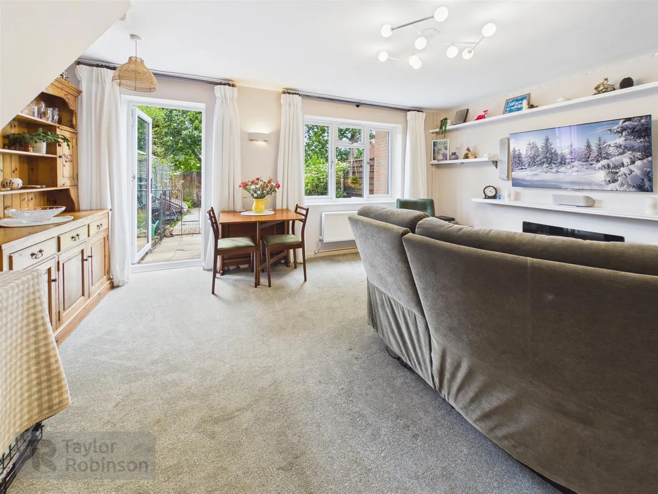 Jackson Road, Broadfield, RH11, photo 6