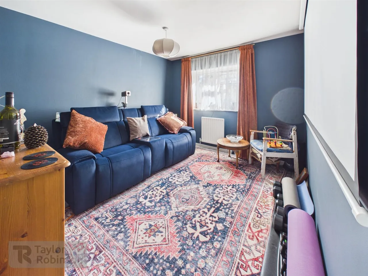 Jackson Road, Broadfield, RH11, photo 7