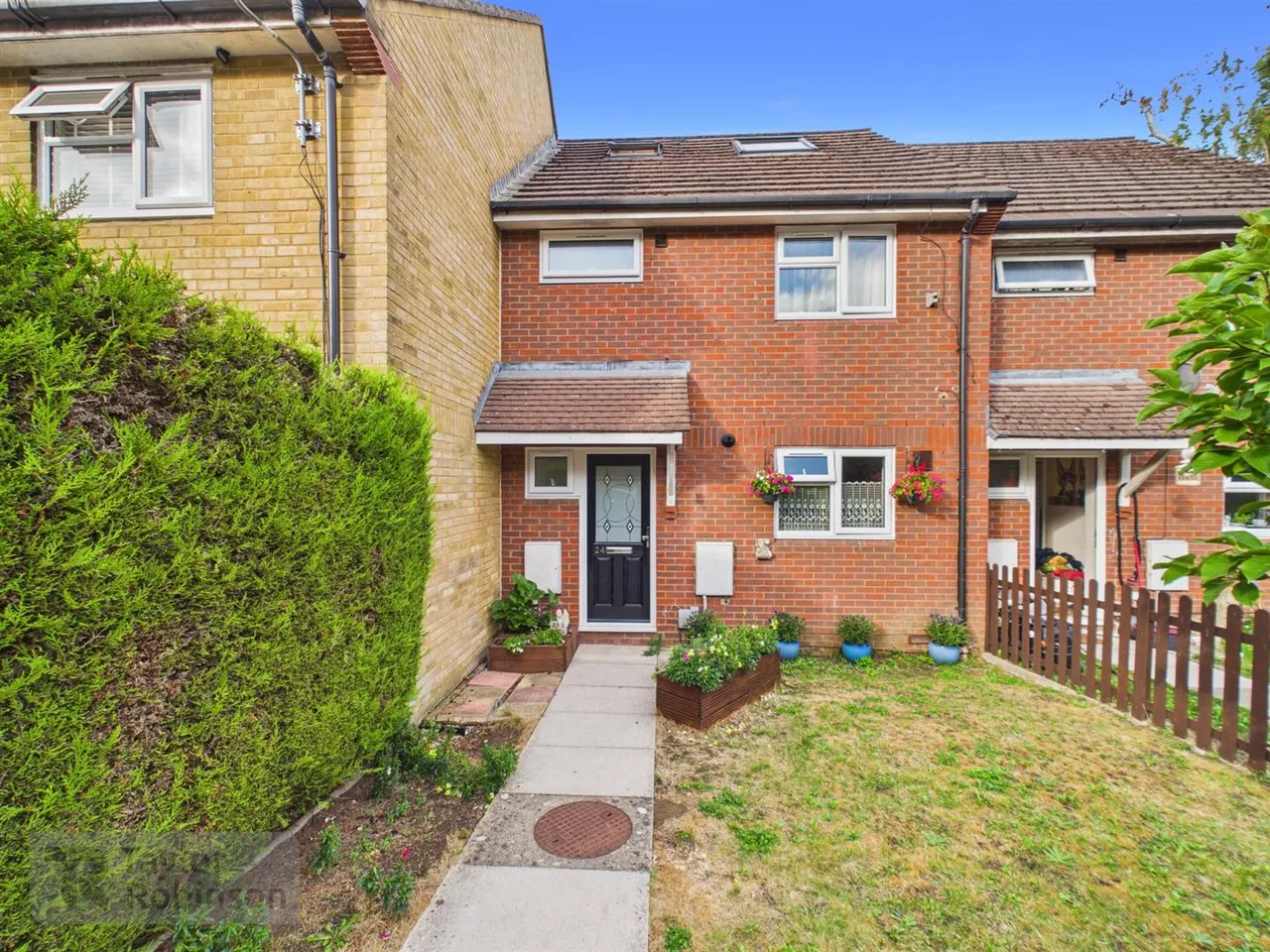 Jackson Road, Broadfield, RH11, photo 16