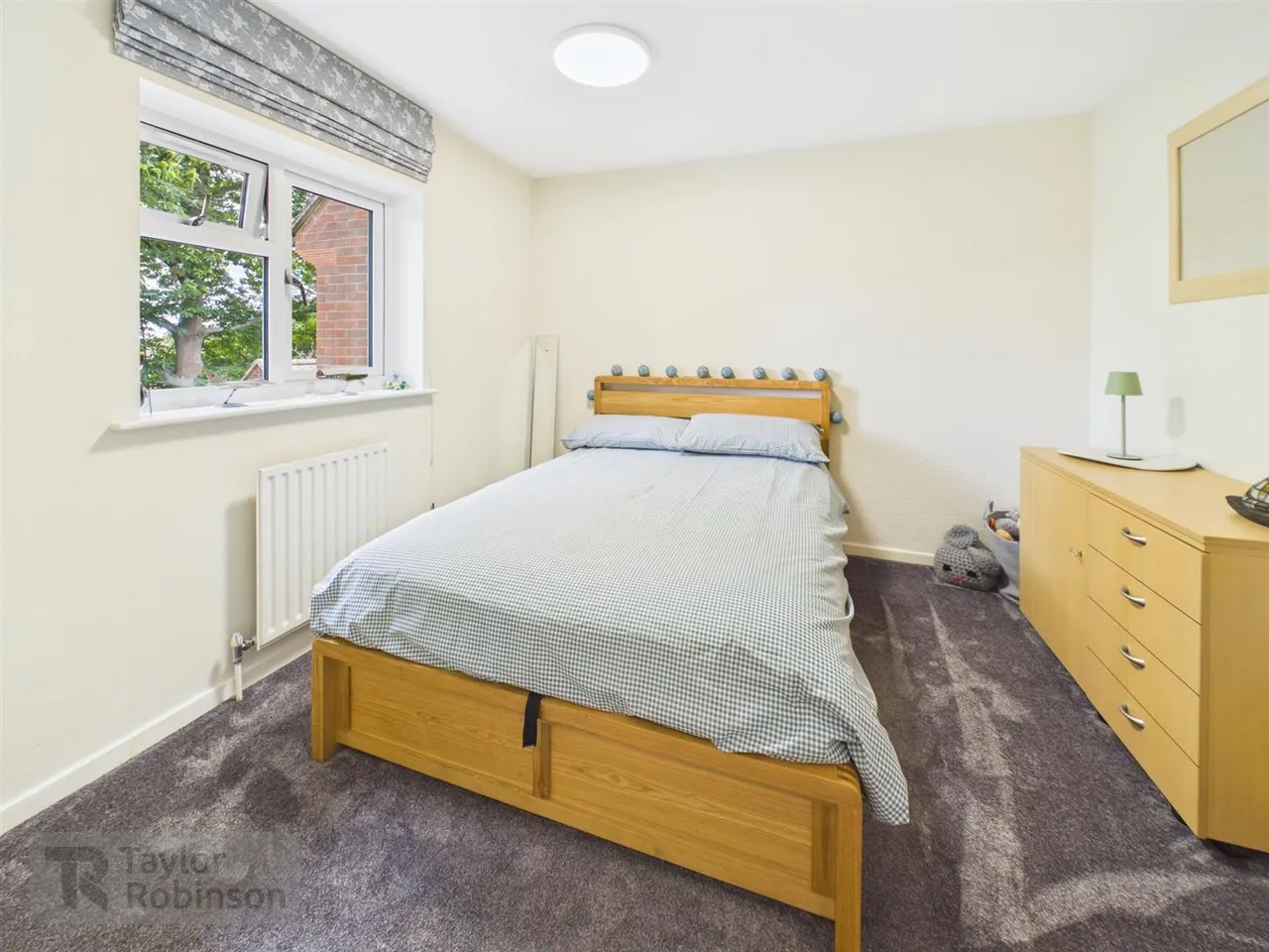 Jackson Road, Broadfield, RH11, photo 12