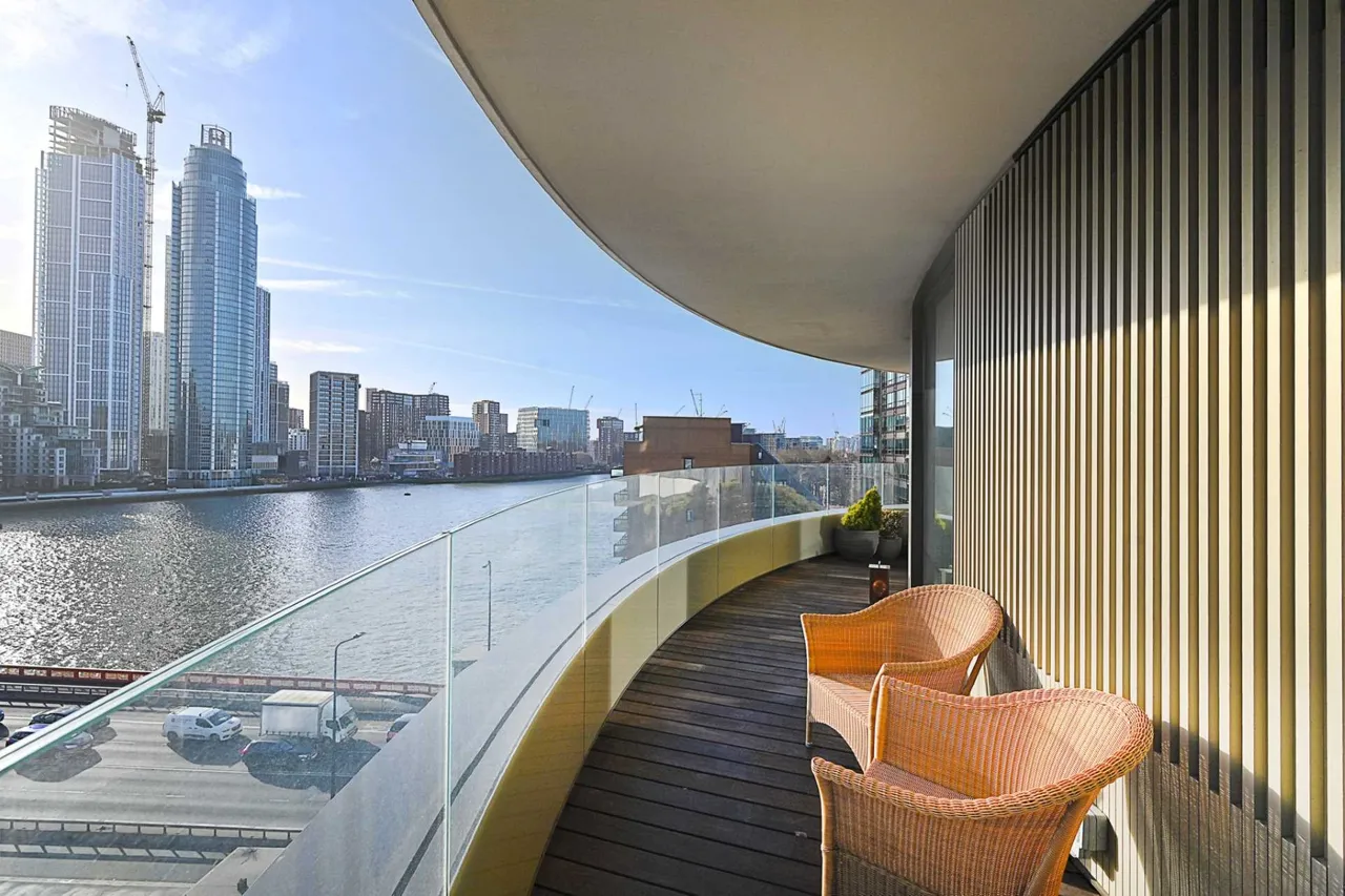 3 bed flat for sale, River Walk, Millbank, SW1P