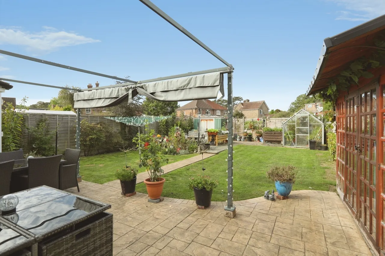 Lodge Close, Crawley, RH11, photo 7