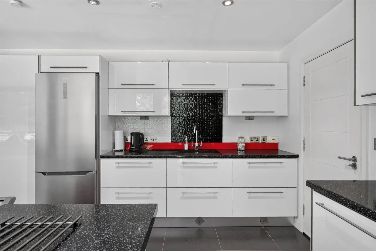 Shelling Park, Ravarnet, BT27, photo 15
