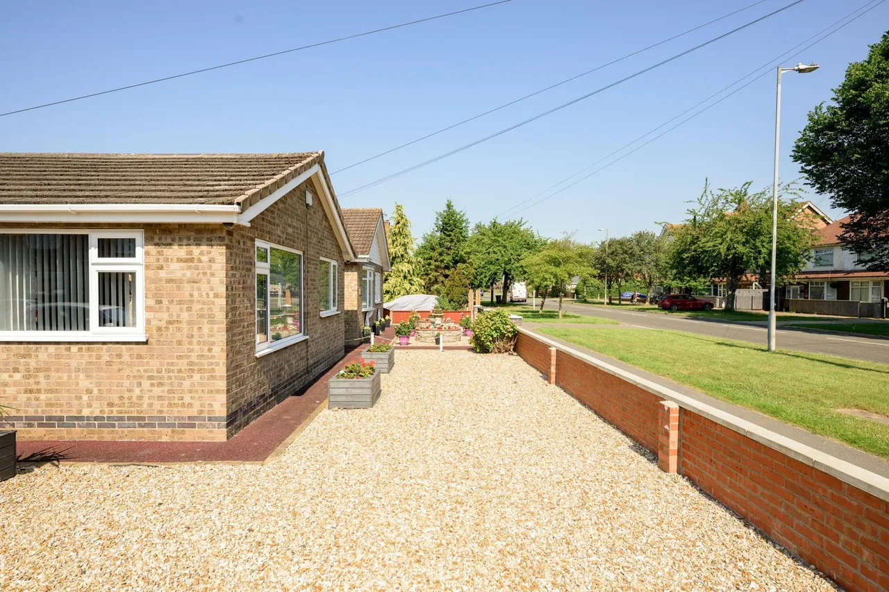 St. Clements Road, Skegness, PE25, photo 16