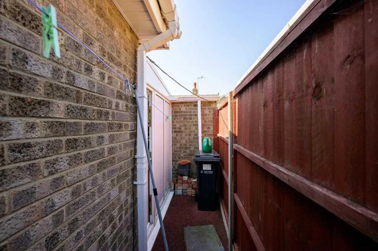 St. Clements Road, Skegness, PE25, photo 13
