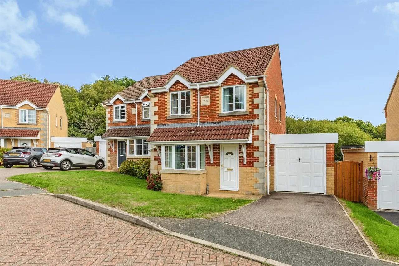 4 bed house for sale, Kensington Close, St. Leonards-On-Sea, TN38