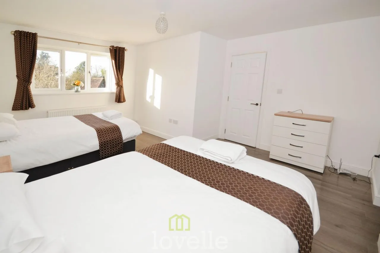 Poplars Close, New Waltham, DN36, photo 15
