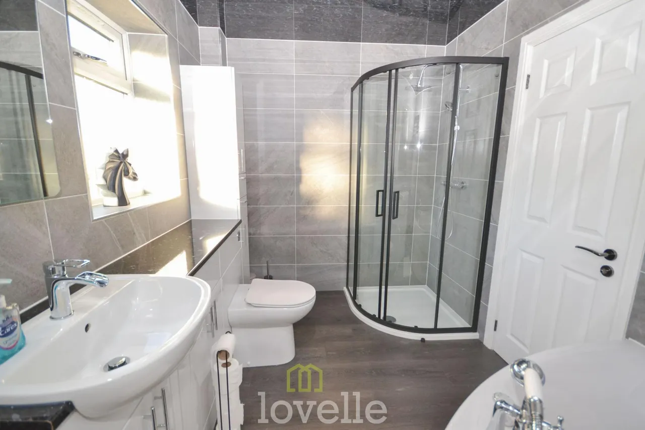 Poplars Close, New Waltham, DN36, photo 22
