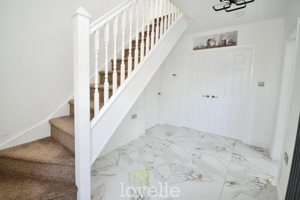 Poplars Close, New Waltham, DN36, photo 5