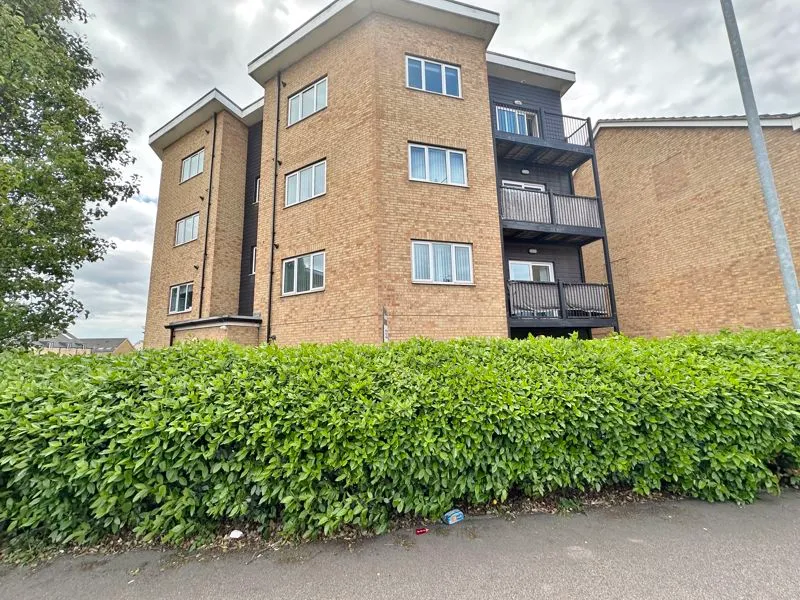 London Road West Thurrock, Grays, RM20, photo 10