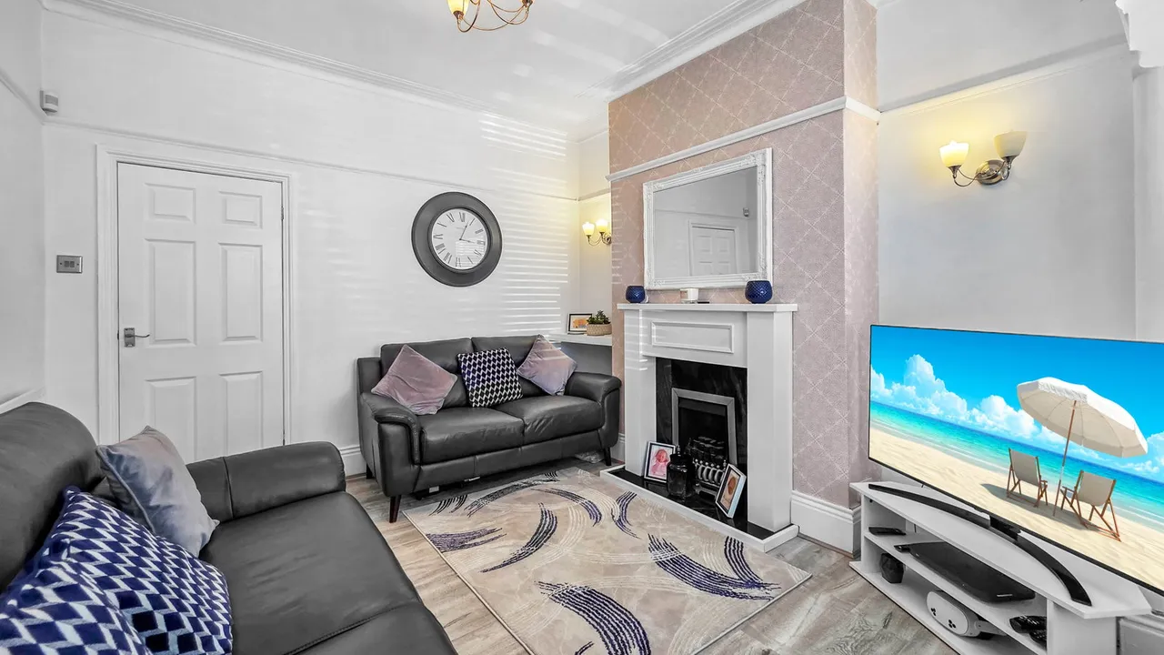 Trenant Road, Salford, M6, photo 3