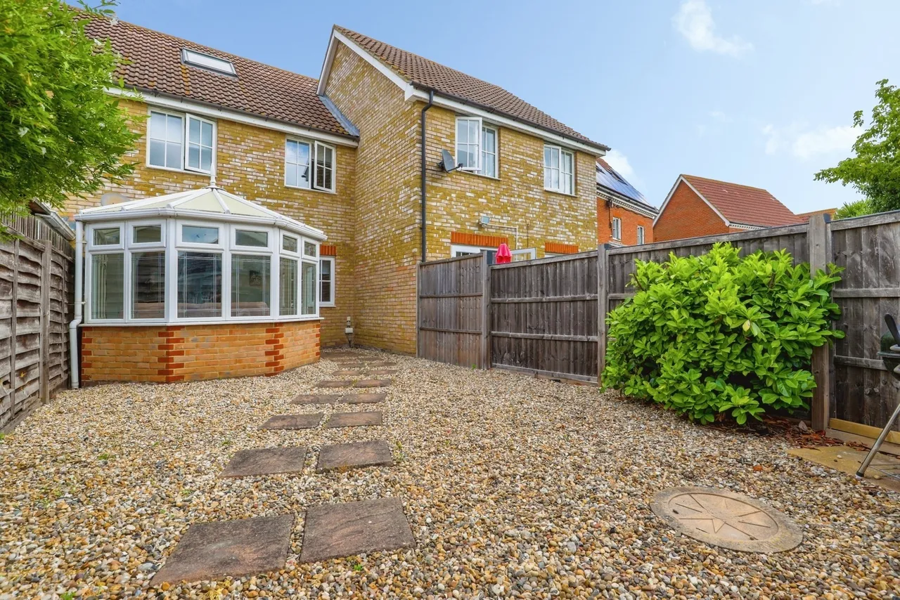 Mallard Crescent, Iwade, Sittingbourne, Kent, ME9, photo 2