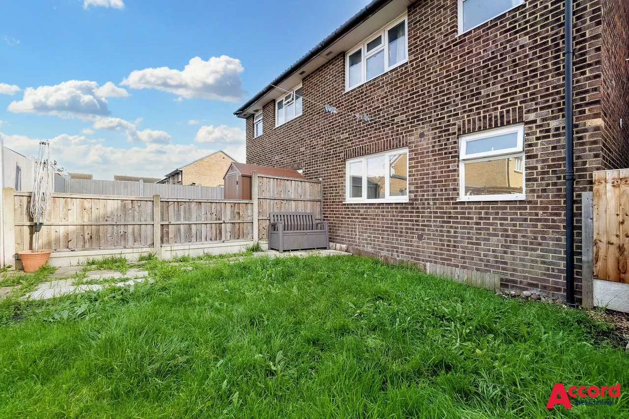 Juniper Way, Romford, RM3, photo 19