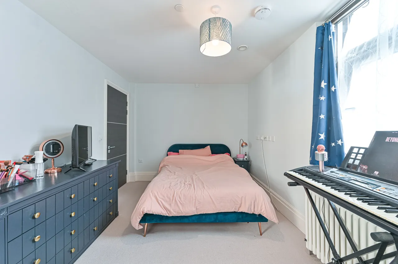 Flat 10, Ivor House, 5 Acre Lane, London, photo 12