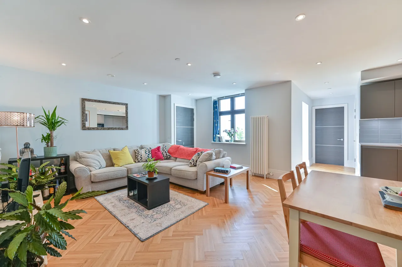 Flat 10, Ivor House, 5 Acre Lane, London, photo 4