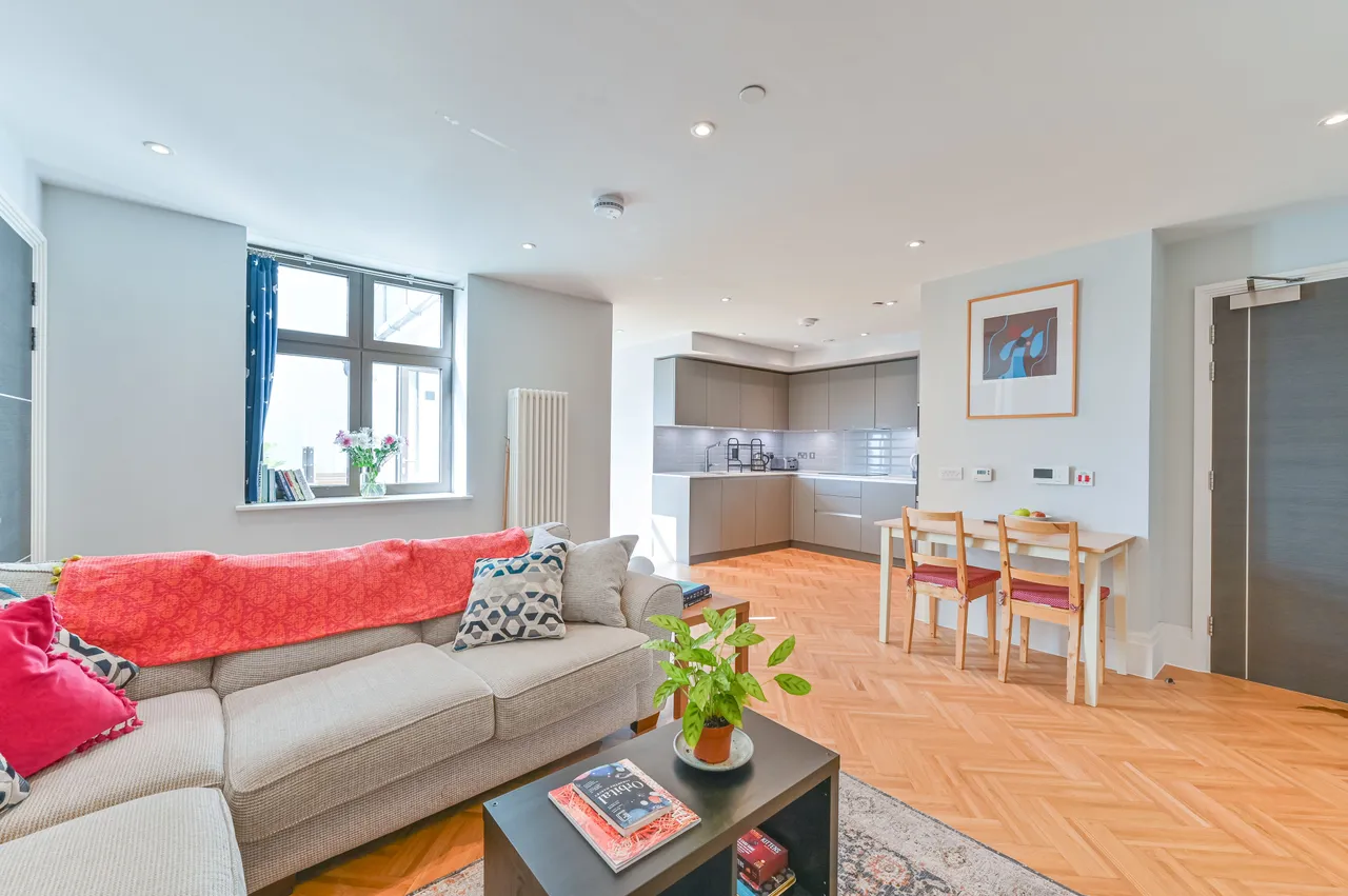 Flat 10, Ivor House, 5 Acre Lane, London, photo 5