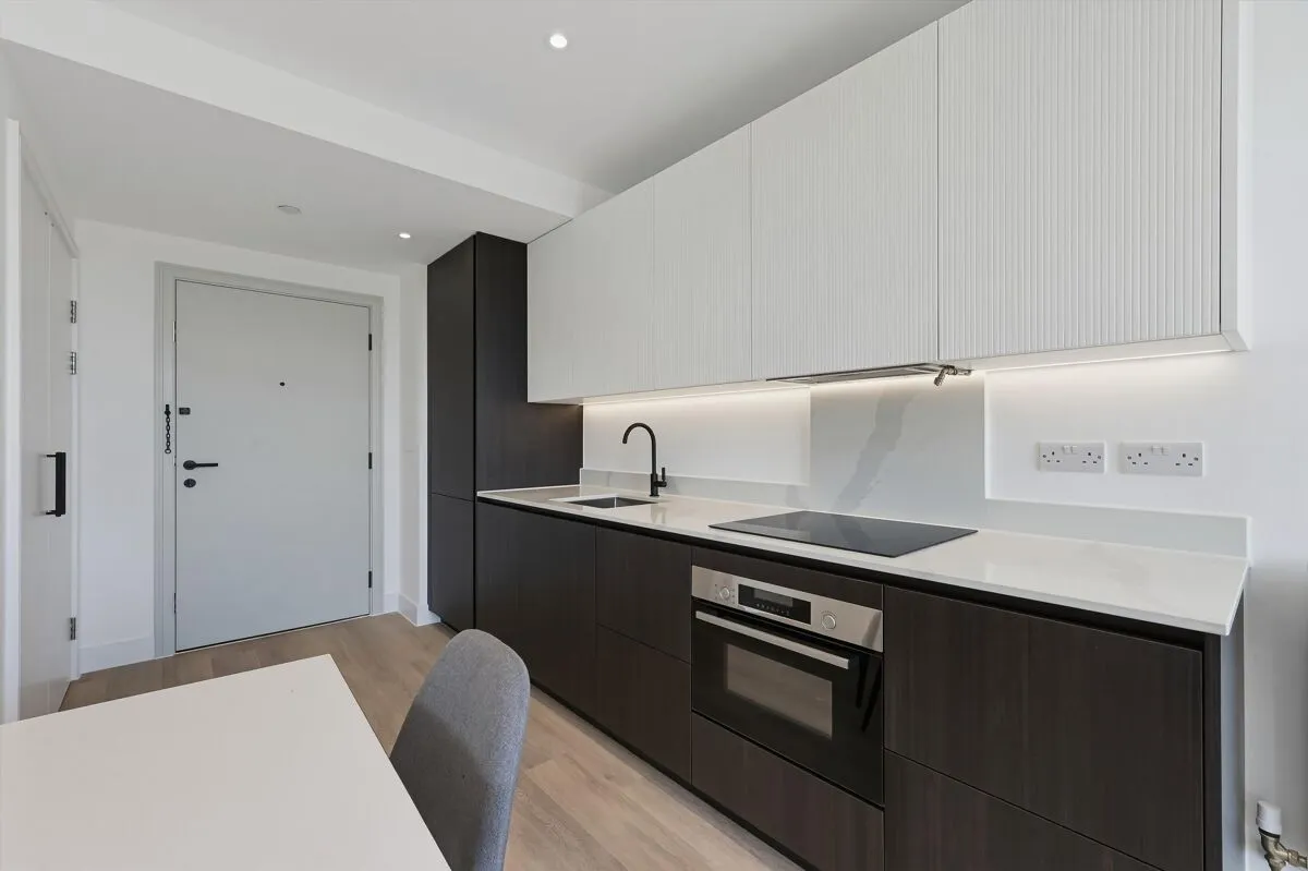 Everdene Path, Acton, W3, photo 6