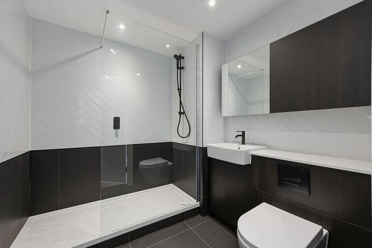 Everdene Path, Acton, W3, photo 5