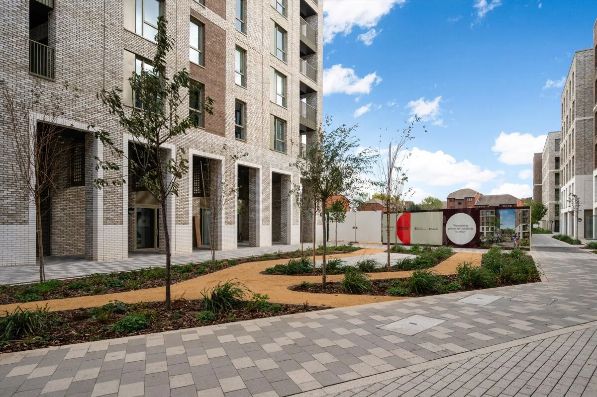 1 bed flat to rent, Everdene Path, Acton, W3