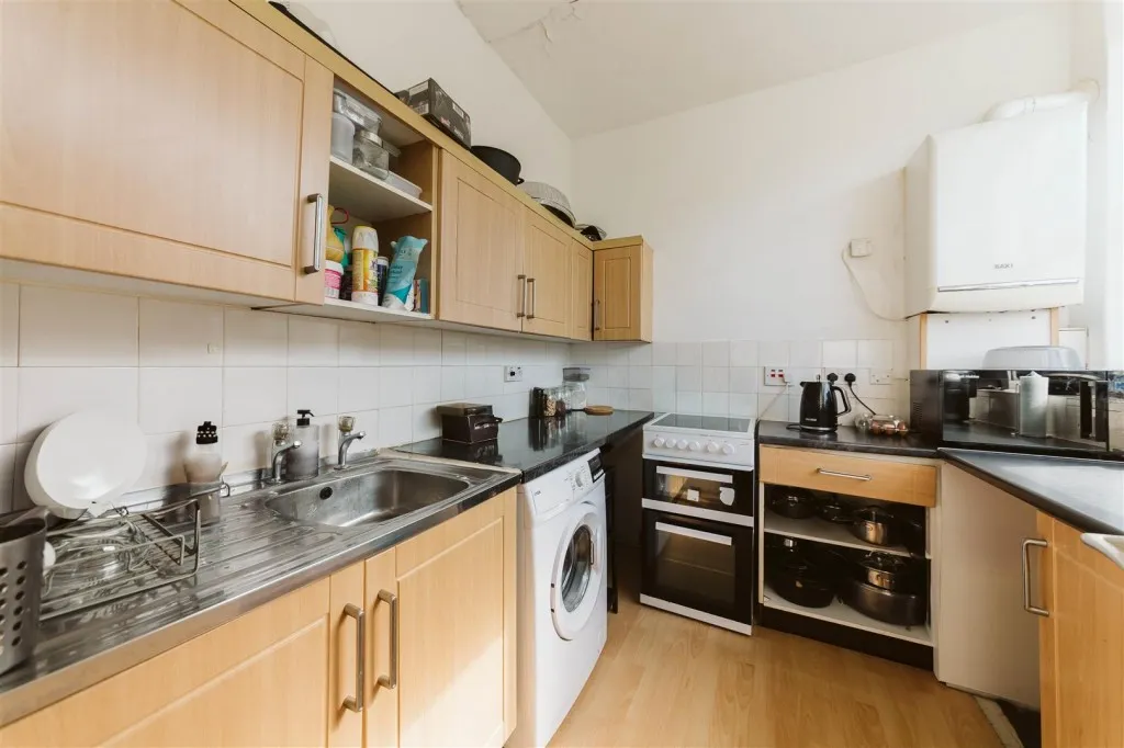 Flat 2, 52, Downs Park West, Westbury Park, Bristol, BS6 7QL, photo 6
