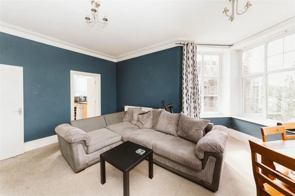 Flat 2, 52, Downs Park West, Westbury Park, Bristol, BS6 7QL, photo 10