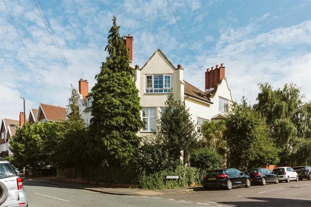 Flat 2, 52, Downs Park West, Westbury Park, Bristol, BS6 7QL, photo 12