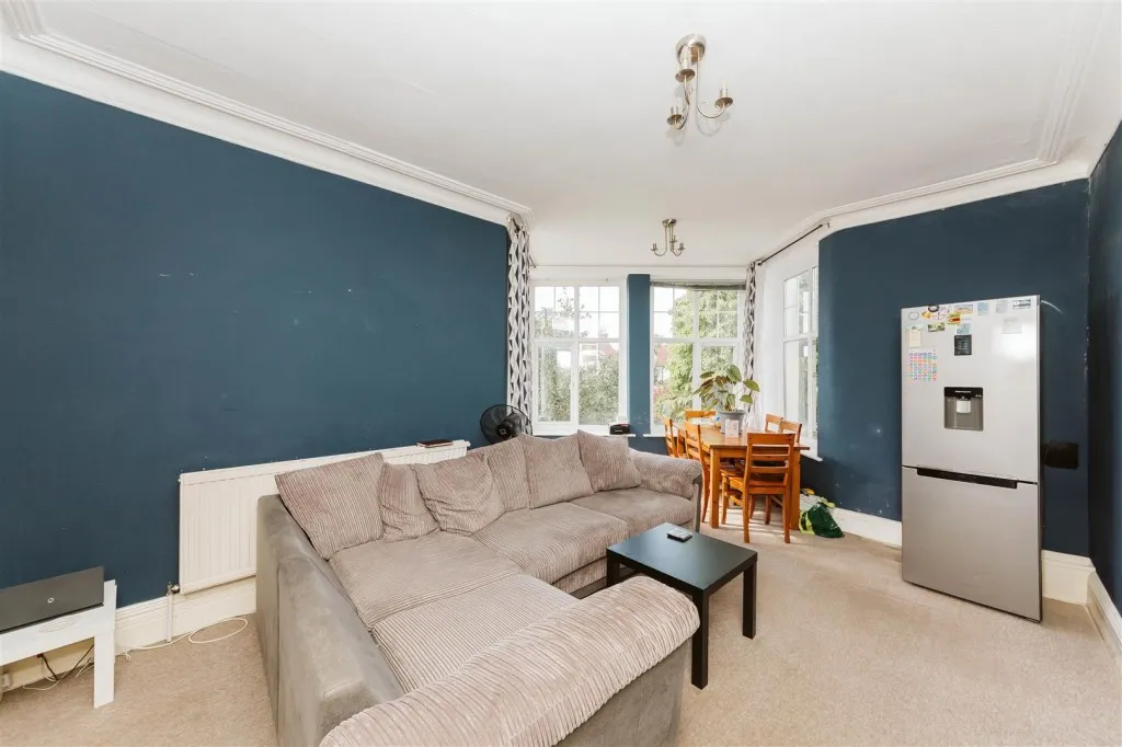 Flat 2, 52, Downs Park West, Westbury Park, Bristol, BS6 7QL, photo 3