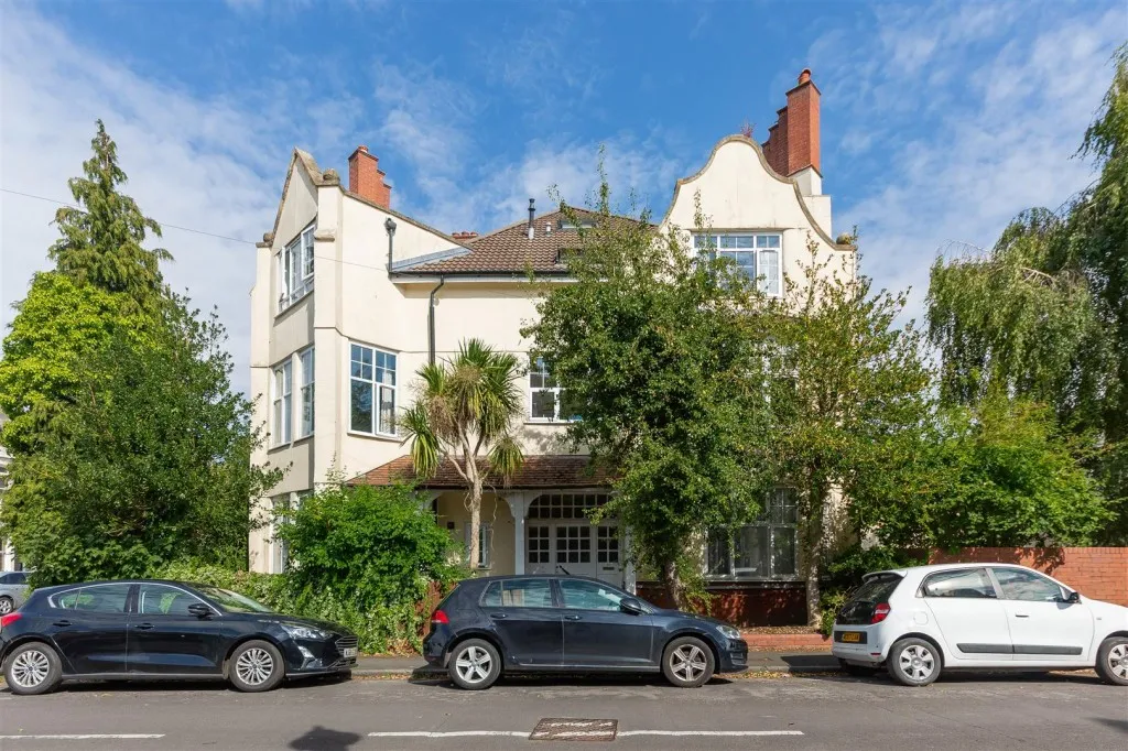 1 bed flat for sale — Flat 2, 52, Downs Park West, Westbury Park, Bristol, BS6 7QL