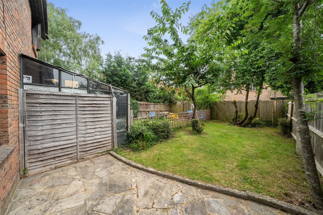 Grassmere, Langshott, RH6 9UG, photo 18