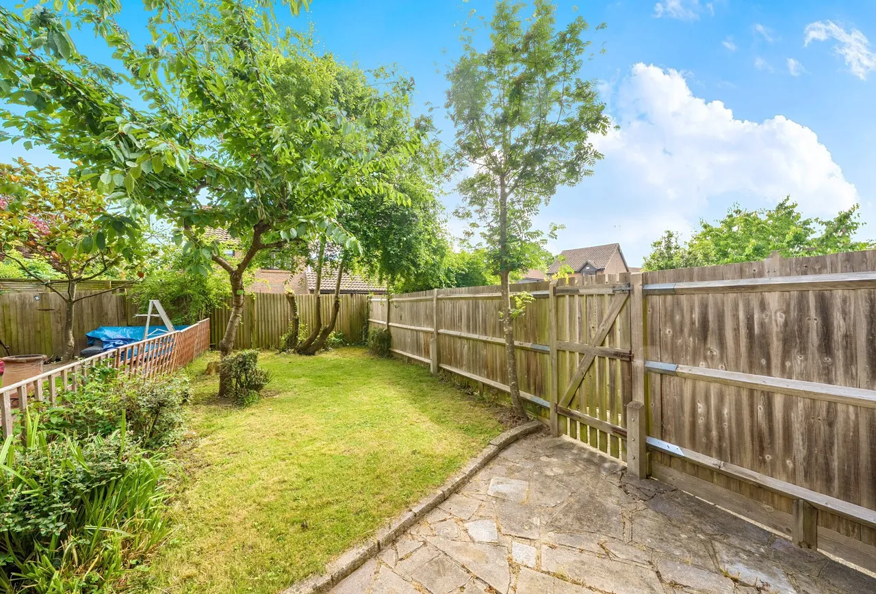 Grassmere, Langshott, RH6 9UG, photo 11