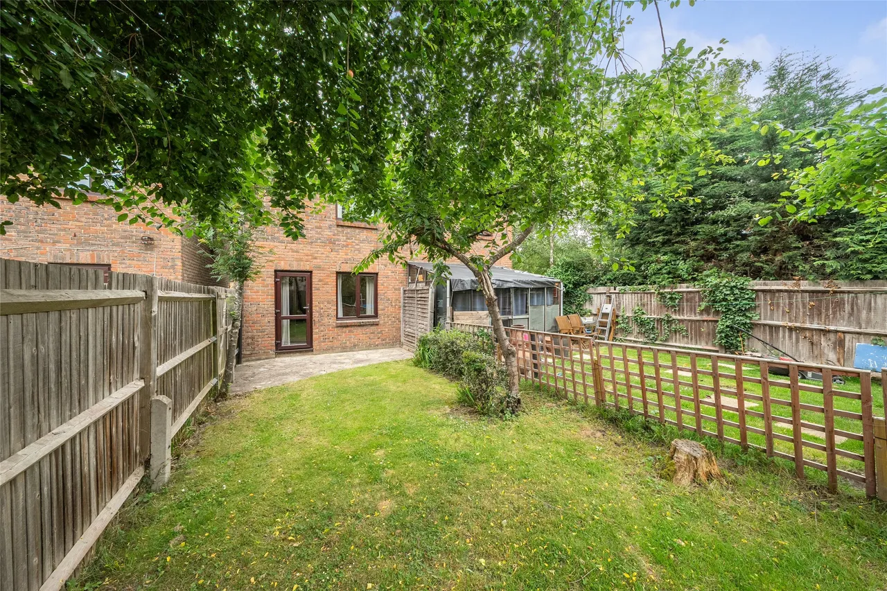 Grassmere, Langshott, RH6 9UG, photo 21