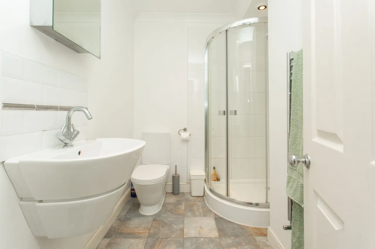 Warwick Road, Whitstable, CT5, photo 9