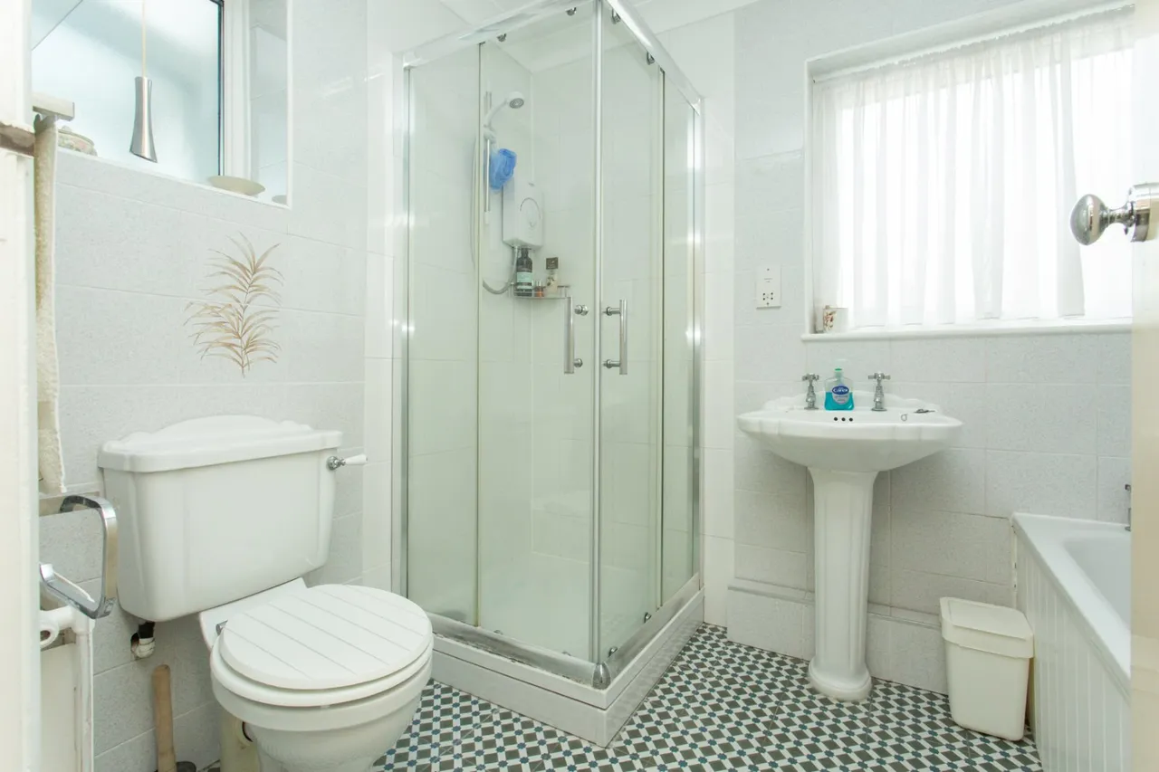 Warwick Road, Whitstable, CT5, photo 12