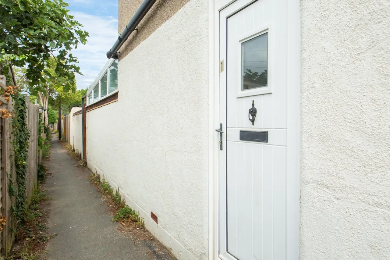 Warwick Road, Whitstable, CT5, photo 16