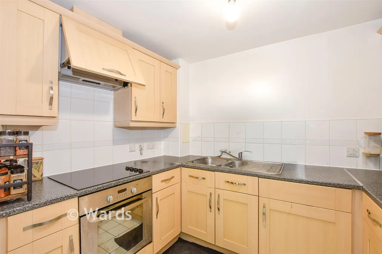 McKenzie Court, Maidstone, ME14, photo 3