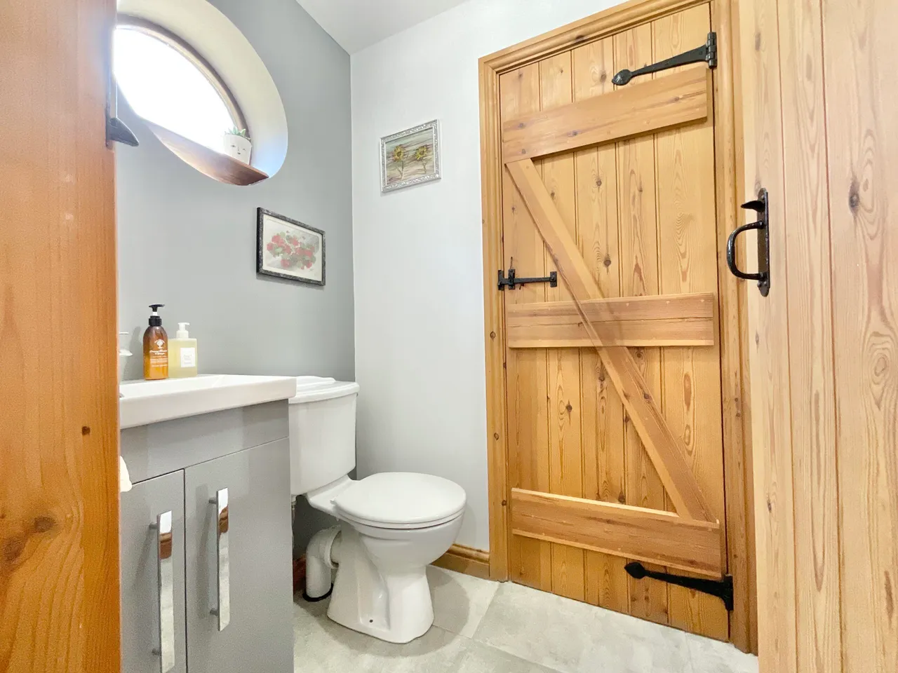 The Byre Crofters Meadow, Cheswardine, TF9, photo 15