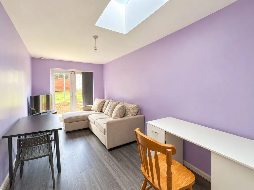 Parkview Crescent, Birchills, WS2, photo 6