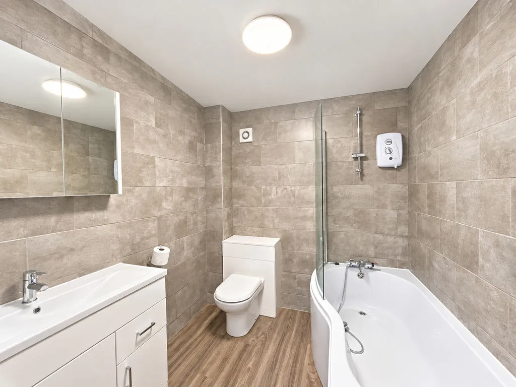 Parkview Crescent, Birchills, WS2, photo 7