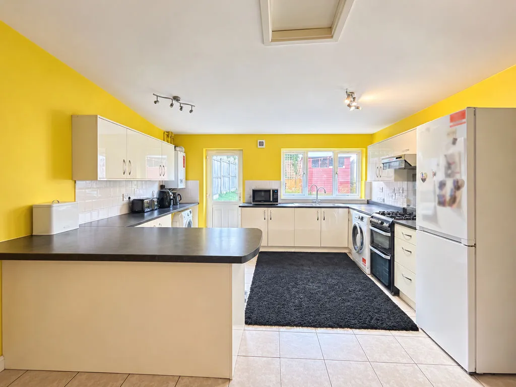 Parkview Crescent, Birchills, WS2, photo 15