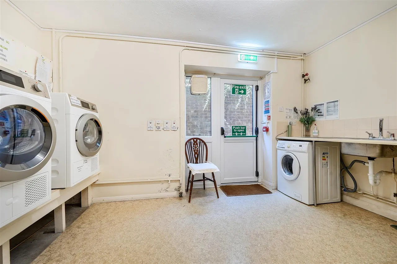 Hylton Road, Petersfield, GU32, photo 13