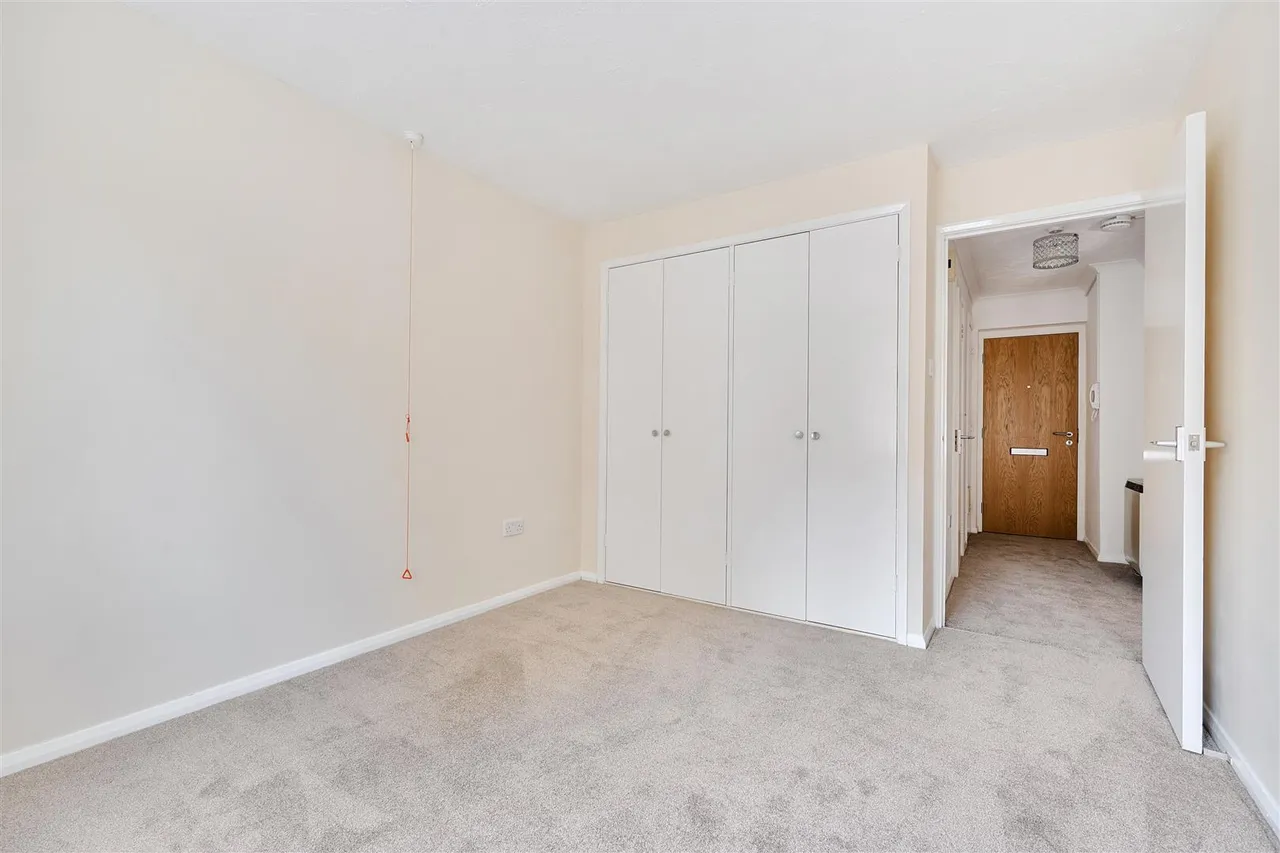 Hylton Road, Petersfield, GU32, photo 8
