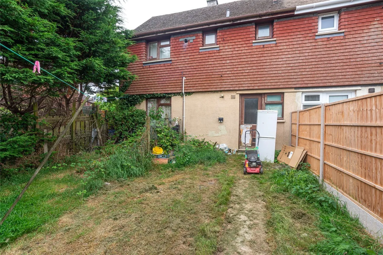 Traffwll Road, Caergeiliog, photo 6