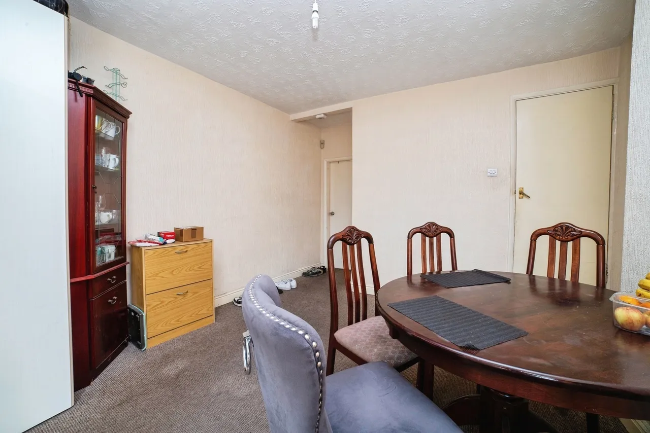 Howard Road, Mansfield, Nottinghamshire, NG19, photo 7
