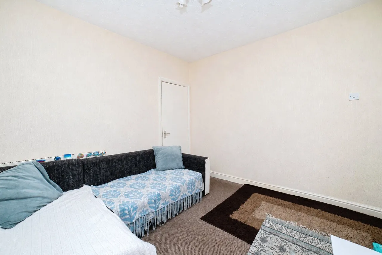 Howard Road, Mansfield, Nottinghamshire, NG19, photo 6