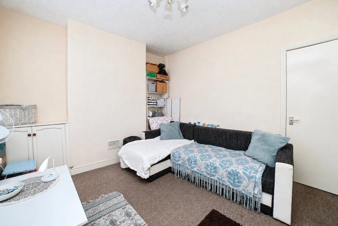 Howard Road, Mansfield, Nottinghamshire, NG19, photo 3