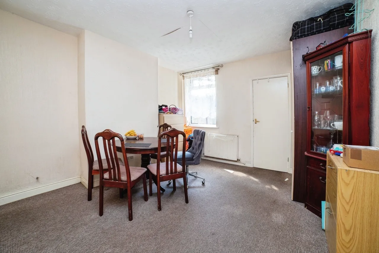 Howard Road, Mansfield, Nottinghamshire, NG19, photo 4