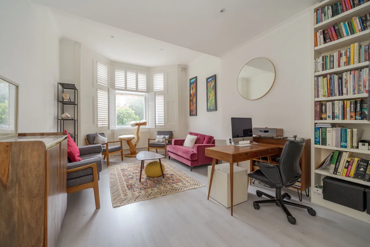 Greencroft Gardens, London, NW6, photo 10