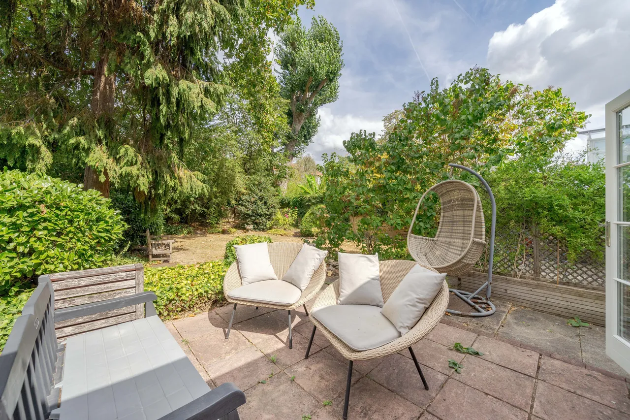 Greencroft Gardens, London, NW6, photo 2