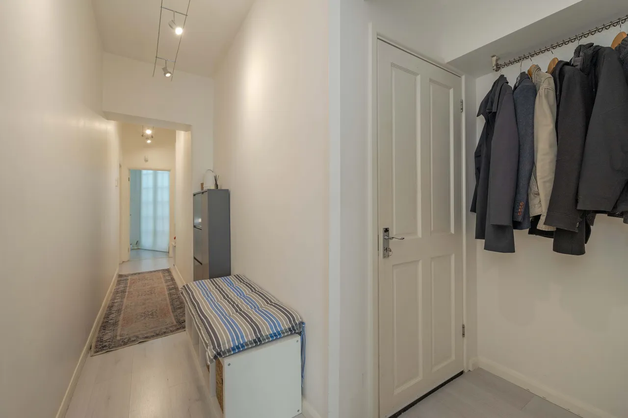 Greencroft Gardens, London, NW6, photo 12
