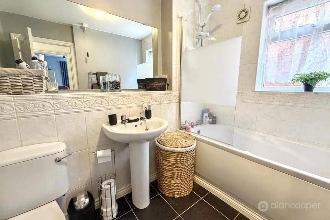 Shillingstone Drive, Heritage Park, CV10, photo 16